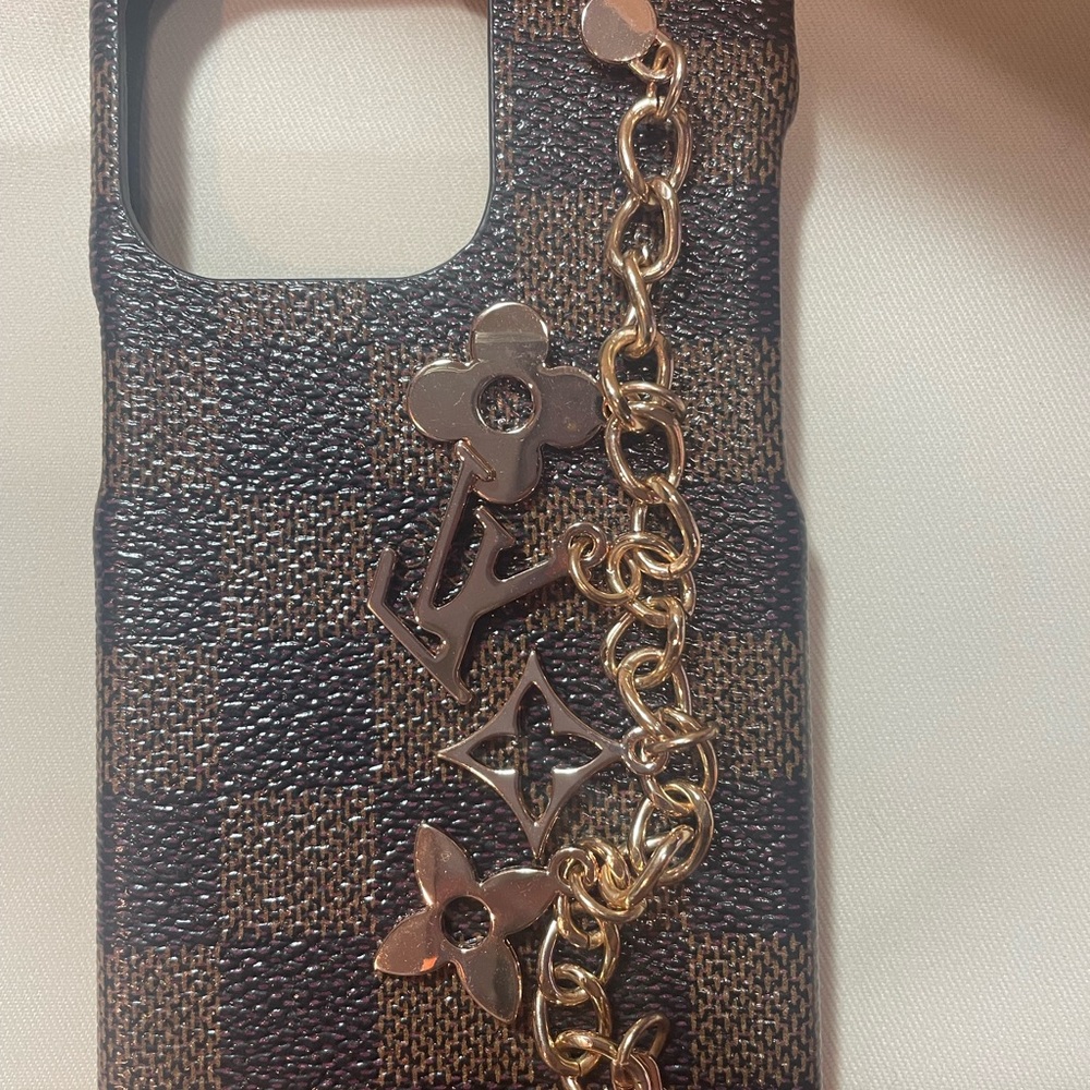 Louis Vuitton Monogram Wallet with Gold Chain iPhone 📱 12